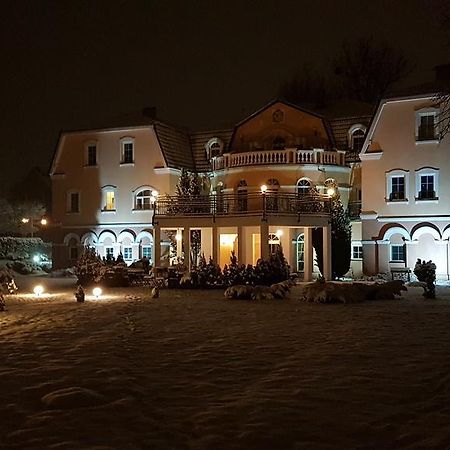 Hotel Regius Opole Exteriör bild